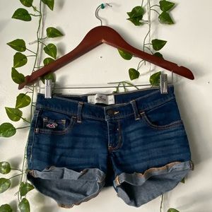 Blue Hollister jeans in size 0 W24